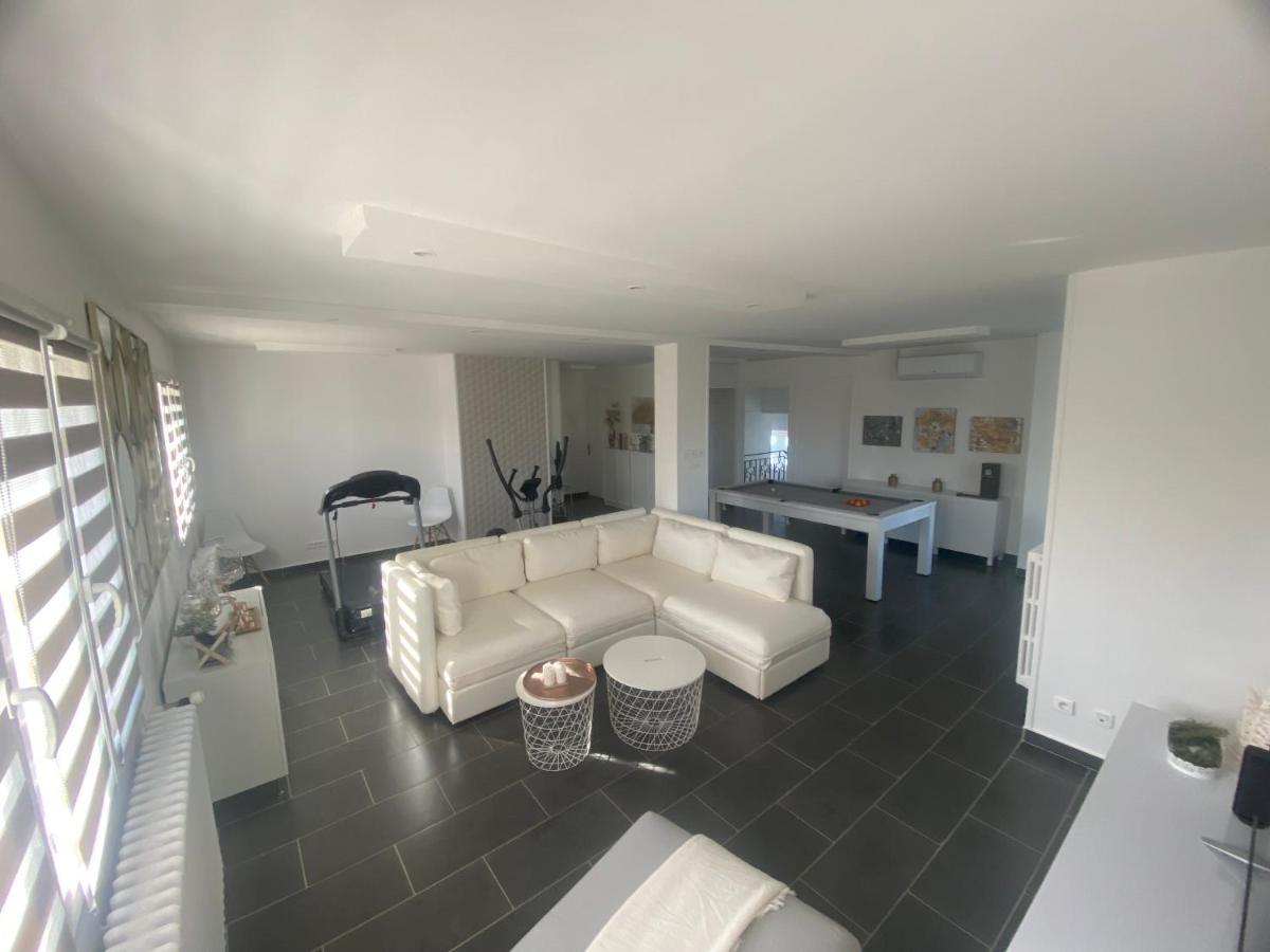 Chambre Dans Logement Partage Chez L Habitant Avec Piscine De 1 A 3 Chambres Grieges Bagian luar foto