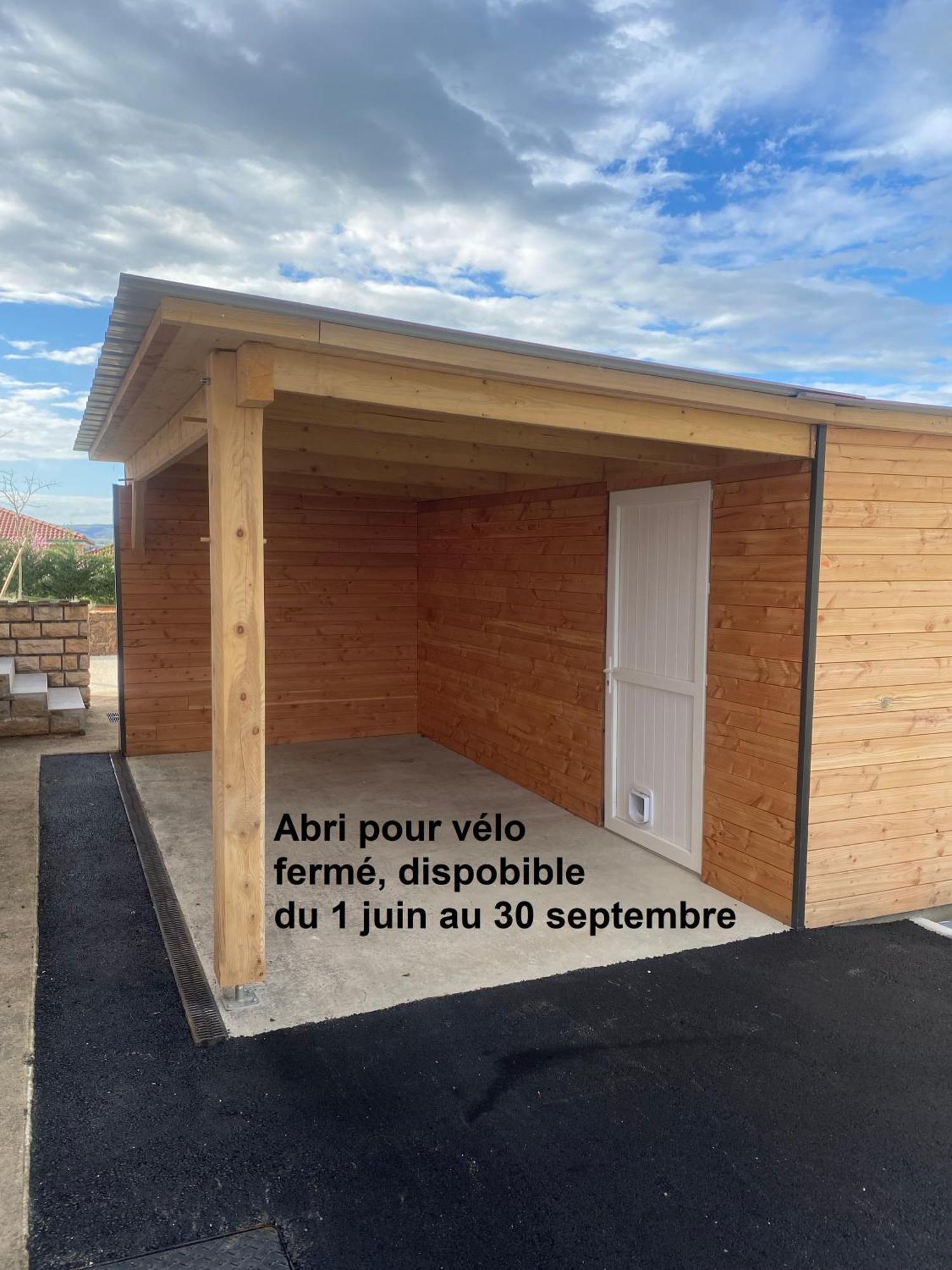Chambre Dans Logement Partage Chez L Habitant Avec Piscine De 1 A 3 Chambres Grieges Bagian luar foto